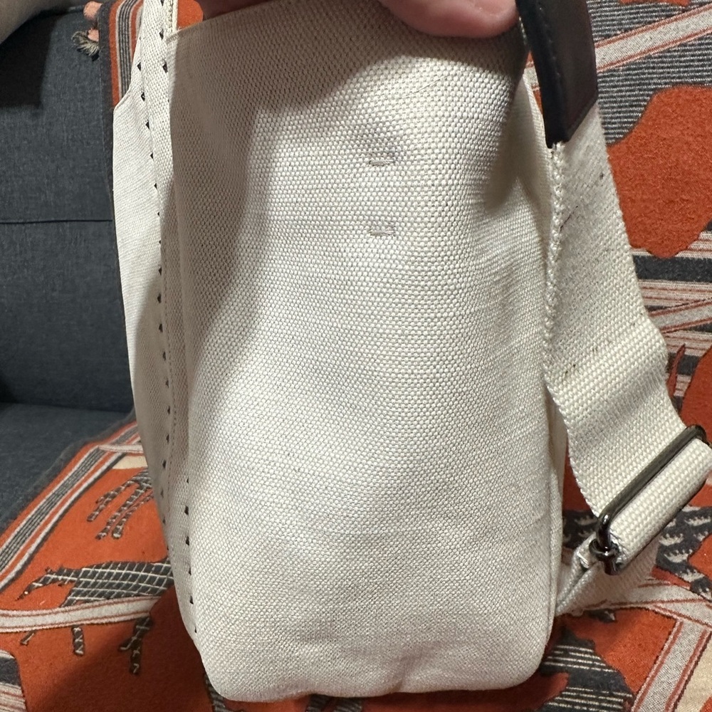 VALENTINO GARAVANI ❤️🌟ATELIER CREAM CANVAS TOTE BAG⭐️ - Picture 6 of 12